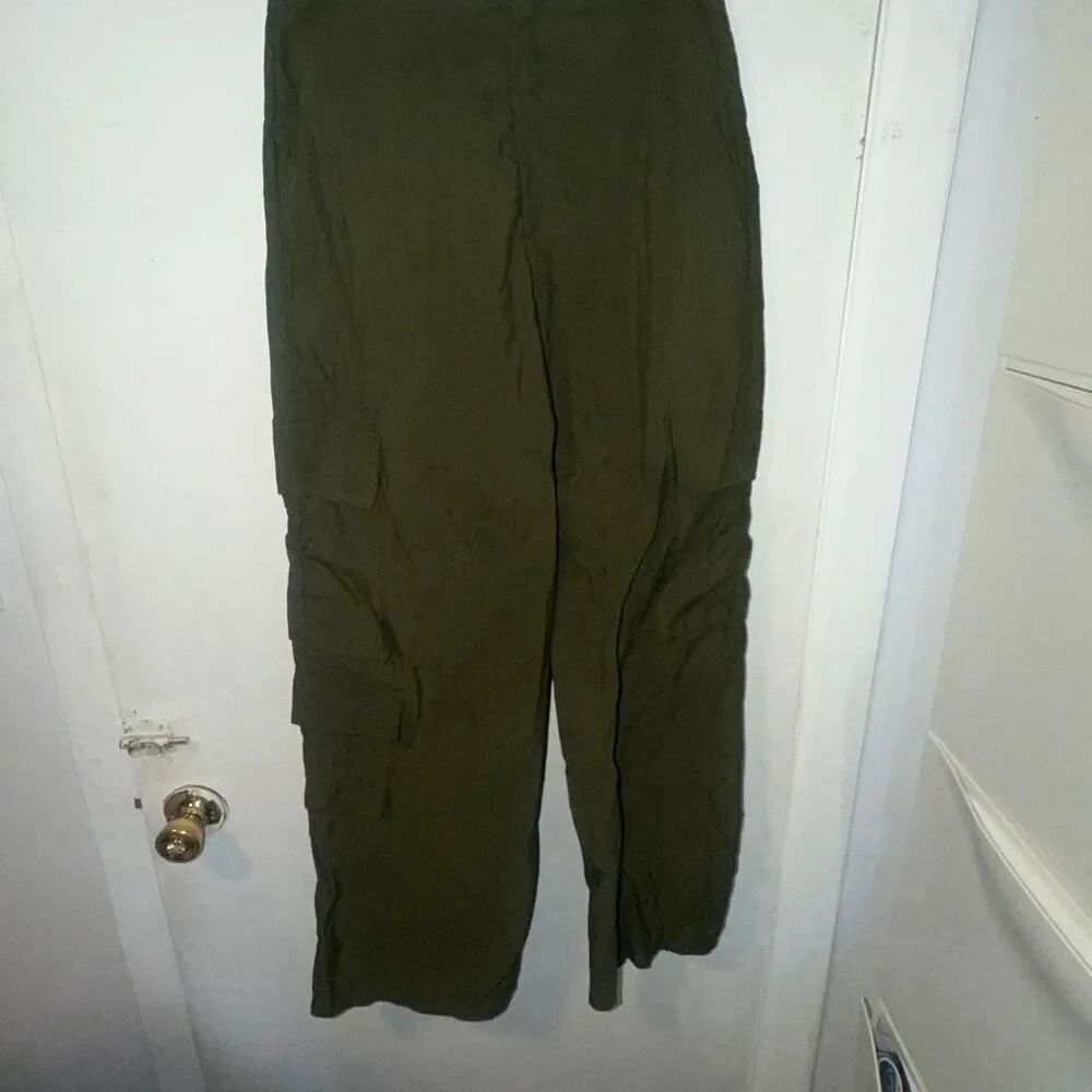 PRETTY LITTLE THING Dark Olive Green Cargo Pants-4